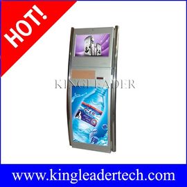 কেনা স্বয়ং সাঃ touchscreen এবং দুই স্টেইনলেস স্টীল খুঁটি সঙ্গে কিয়স্ক টিকেটিং পরিবেশন online manufacture